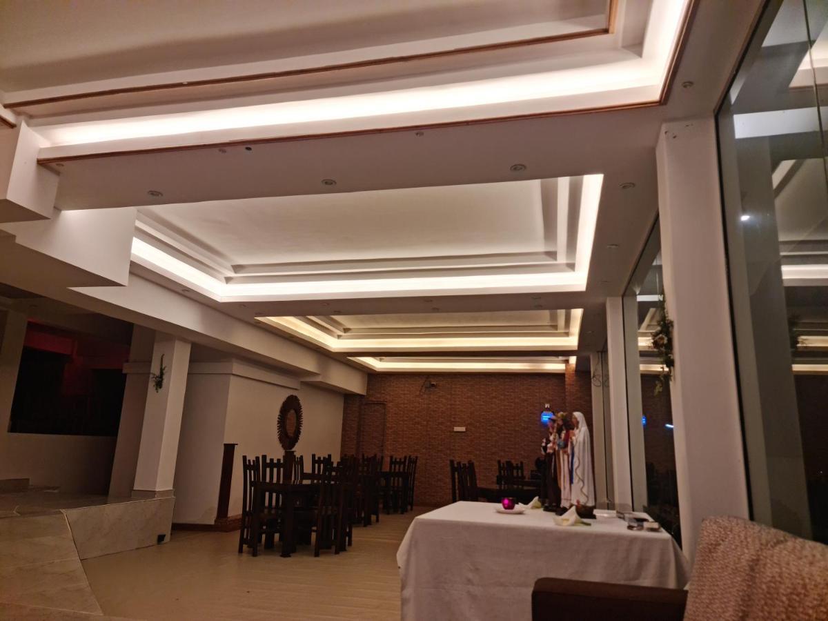 Top Rich Hotel Нувара Елия Екстериор снимка